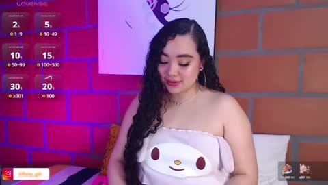 Snapshot of tiffanygiil chatting on February 8, 3:30 am TiffanyGiil NEW ACCOUNT online show from February 8, 3:30 am