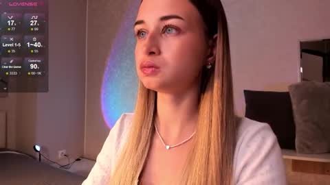 Tiffany online show from October 13, 1:22 pm