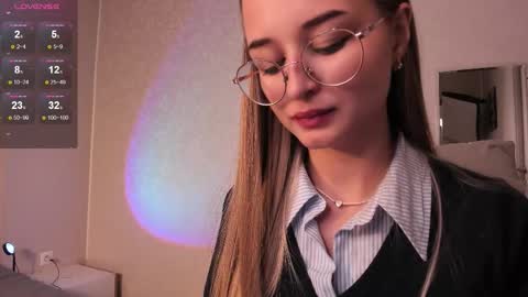 Tiffany online show from October 21, 3:13 pm