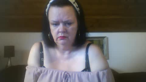 TiffanyMature online show from September 22, 7:54 am