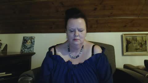 TiffanyMature online show from May 4, 9:11 pm