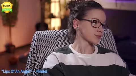 tiffanyriox online show from October 29, 1:19 am