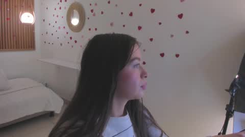 Tiffany online show from March 1, 1:24 pm