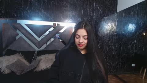 Snapshot of tiffanyymartinez chatting on February 4, 11:49 am tiffany online show from February 4, 11:49 am