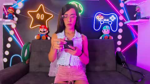 Snapshot of tiffvalentinee_ chatting on March 1, 7:26 pm Tiffany online show from March 1, 7:26 pm