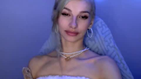 Snapshot of tigerblooood chatting on March 14, 10:59 pm Ask me online show from March 14, 10:59 pm