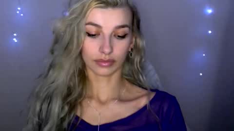 Snapshot of tigerblooood chatting on April 7, 2:34 am Ask me online show from April 7, 2:34 am