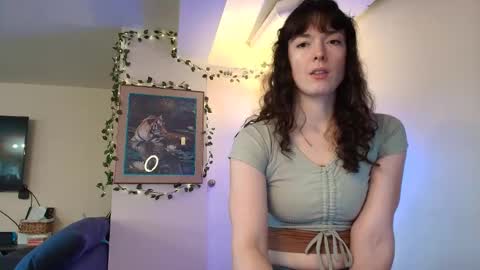 Snapshot of tiggerrosey chatting on March 24, 8:03 pm All my Links online show from March 24, 8:03 pm