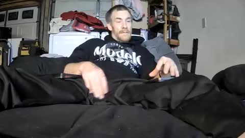 Snapshot of tiggity19 chatting on April 9, 9:26 am Tiggity23 come stroke my 9 cock with ne online show from April 9, 9:26 am