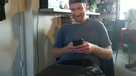 Snapshot of tiggity19 chatting on April 16, 11:40 pm Tiggity23 come stroke my 9 cock with ne online show from April 16, 11:40 pm