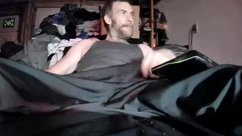Snapshot of tiggity19 chatting on April 20, 5:43 am Tiggity23 come stroke my 9 cock with ne online show from April 20, 5:43 am