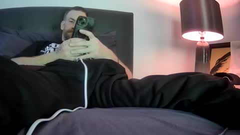 Snapshot of tiggity19 chatting on April 29, 11:58 am Tiggity23 come stroke my 9 cock with ne online show from April 29, 11:58 am