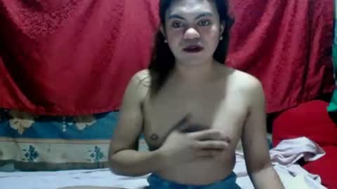 Snapshot of tight_christine chatting on February 18, 12:17 pm tight_christine online show from February 18, 12:17 pm