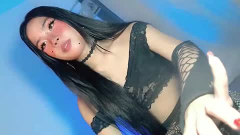 tight_elliana online show from December 4, 7:11 pm