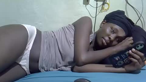 tight_pussie online show from February 12, 9:43 pm