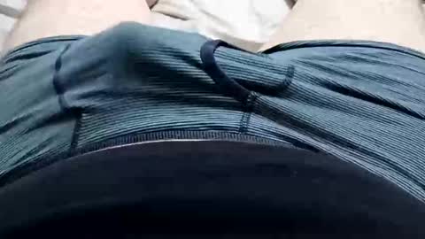 Snapshot of tightsmanuk91 chatting on April 23, 7:41 am Tightsmaleuk.pantyhosehairymale online show from April 23, 7:41 am