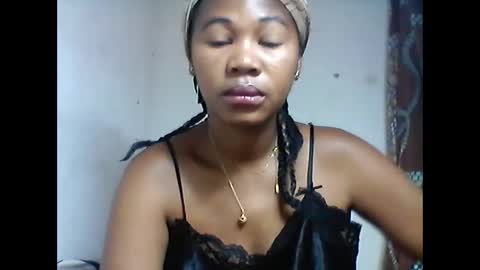 Snapshot of tiibavyy chatting on March 17, 2:16 am tiibavyy online show from March 17, 2:16 am