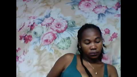 Snapshot of tiibavyy chatting on March 21, 8:23 pm tiibavyy online show from March 21, 8:23 pm