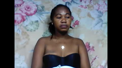 Snapshot of tiibavyy chatting on March 23, 8:51 am tiibavyy online show from March 23, 8:51 am