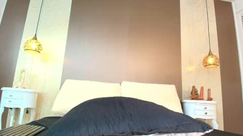 T I F F A N Y online show from October 1, 7:53 pm