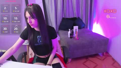 tiinajonus_ online show from July 7, 3:53 am