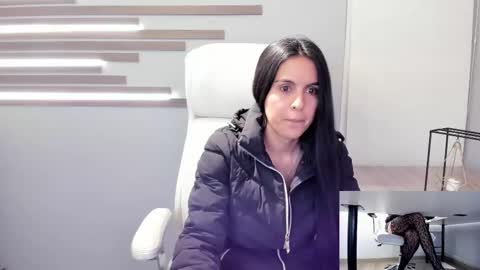 Snapshot of tiinyangel chatting on February 10, 1:48 pm tiinyangel online show from February 10, 1:48 pm