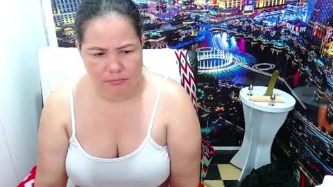 Snapshot of tila_nastyy chatting on April 2, 10:35 am Tila online show from April 2, 10:35 am