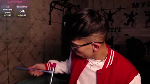 Snapshot of tim__fox chatting on February 19, 11:39 am Tim Fox online show from February 19, 11:39 am