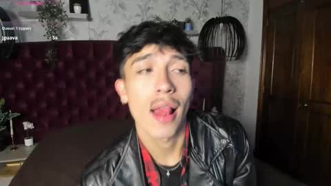 Snapshot of tim__fox chatting on February 28, 11:33 am Tim Fox online show from February 28, 11:33 am