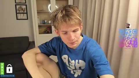 Snapshot of tim_milll chatting on May 11, 10:07 pm Tim online show from May 11, 10:07 pm