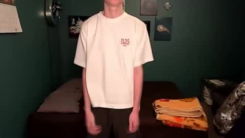 Snapshot of timberelove chatting on March 11, 6:52 am timberelove online show from March 11, 6:52 am