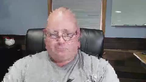 Snapshot of time2unwind033 chatting on September 8, 5:34 pm time2unwind033 online show from September 8, 5:34 pm