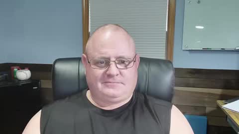 Snapshot of time2unwind033 chatting on September 22, 8:00 pm time2unwind033 online show from September 22, 8:00 pm