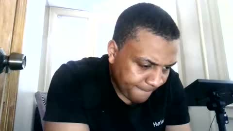 Snapshot of timelord3on chatting on February 12, 4:46 pm timelord3on online show from February 12, 4:46 pm