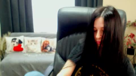 Luisa online show from May 7, 7:25 am