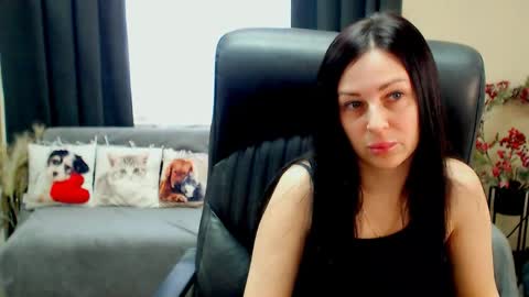 Luisa online show from May 8, 7:36 am