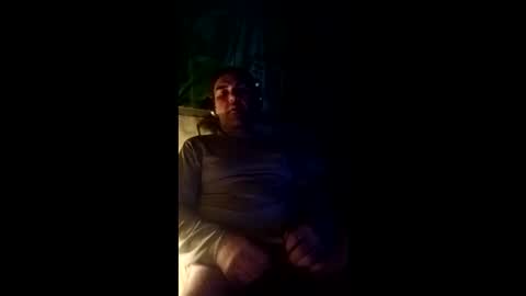 Snapshot of timidoxxx22 chatting on April 4, 5:27 am timidoxx22.s online show from April 4, 5:27 am