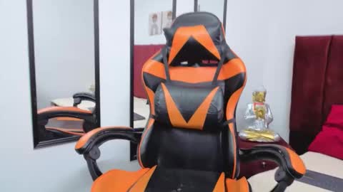 Evans  online show from October 10, 9:03 pm