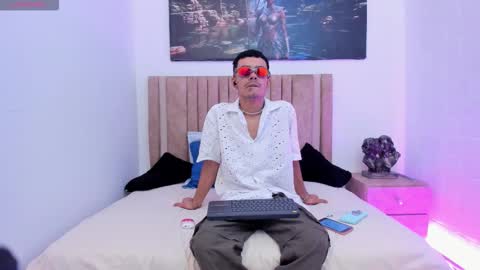 Evans  online show from November 18, 7:29 pm