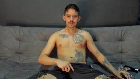 Snapshot of timothy_eliot chatting on April 7, 3:29 am wanna play bareback uncut colombian couple new twink bbk online show from April 7, 3:29 am
