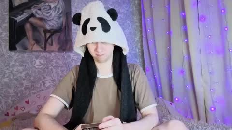 Timothy Fox online show from May 25, 7:20 pm