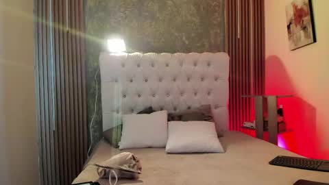 Snapshot of timothy_ross chatting on April 28, 7:30 pm Timothy 21 years old online show from April 28, 7:30 pm