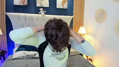 Timothy 21 years old online show from June 23, 8:18 pm