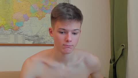 Snapshot of timytwinkboy chatting on February 7, 10:40 am Tim online show from February 7, 10:40 am