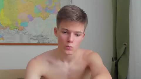 Snapshot of timytwinkboy chatting on February 13, 11:17 am Tim online show from February 13, 11:17 am