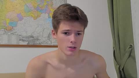 Snapshot of timytwinkboy chatting on September 25, 3:21 am Tim online show from September 25, 3:21 am