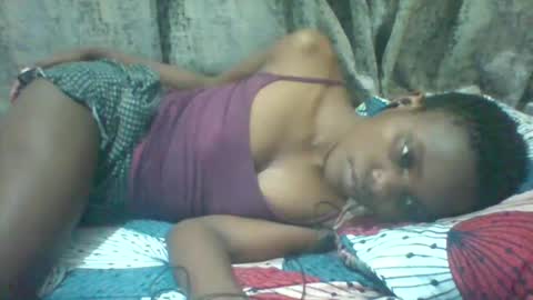 Snapshot of tina2030 chatting on October 24, 10:39 pm christine online show from October 24, 10:39 pm