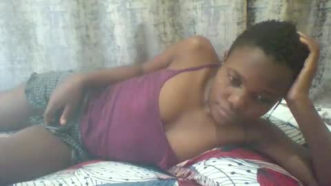 Snapshot of tina2030 chatting on October 26, 11:16 am christine online show from October 26, 11:16 am