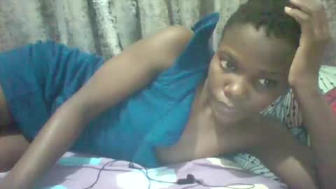 Snapshot of tina2030 chatting on October 31, 11:39 pm christine online show from October 31, 11:39 pm