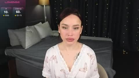 Tina online show from May 18, 5:46 am
